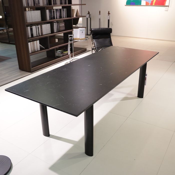 決算セール Cassina MET 決算セール Cassina MET