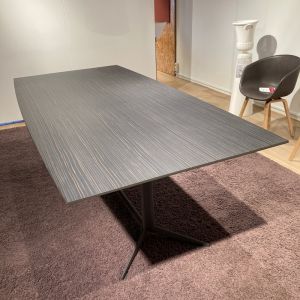Topform Centavo eettafel bruin