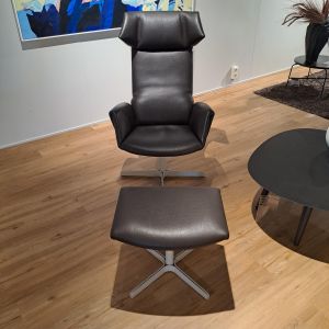 de Sede DS-343 relaxfauteuil met poef bruin 