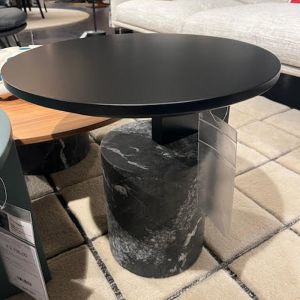 Cassina Sengu low salontafel zwart 