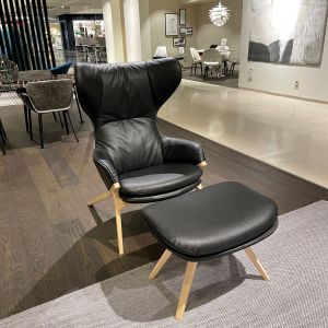 Cassina P22 fauteuil met poef anline zwart