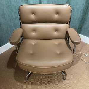 Vitra ES 105 Lobby Chair Camel 