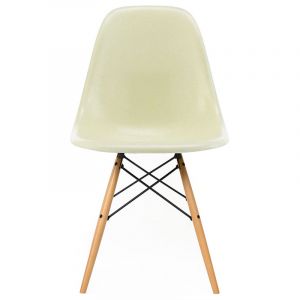 Vitra Eames Fiberglass Side Chair DSW stoel 