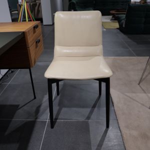 Ligne Roset Bend eetkamerstoel beige 