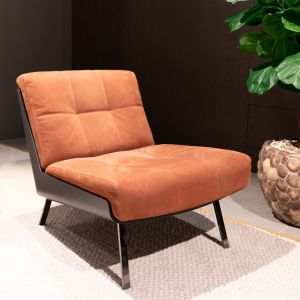 Minotti Daiki fauteuil zonder arm bruin cognac 