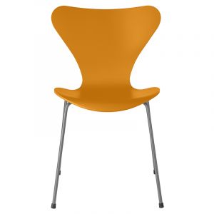 Fritz Hansen Series 7 stoel