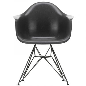 Vitra Eames Fiberglass Armchair DAR stoel 