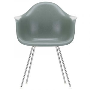 Vitra Eames Fiberglass Armchair DAX stoel 
