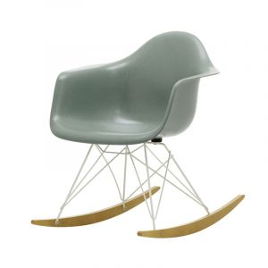 Vitra Eames Fiberglass Armchair RAR stoel 