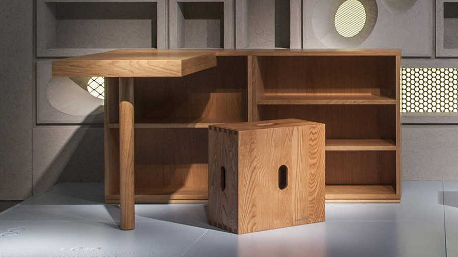 Cassina LC16 bureau