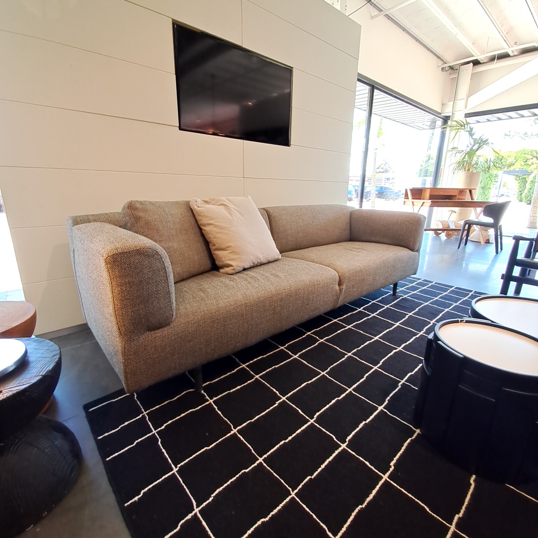 Cassina Met bank